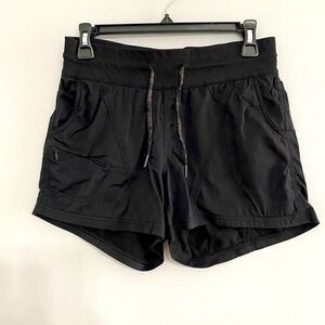 The North Face Shorts Women Size S